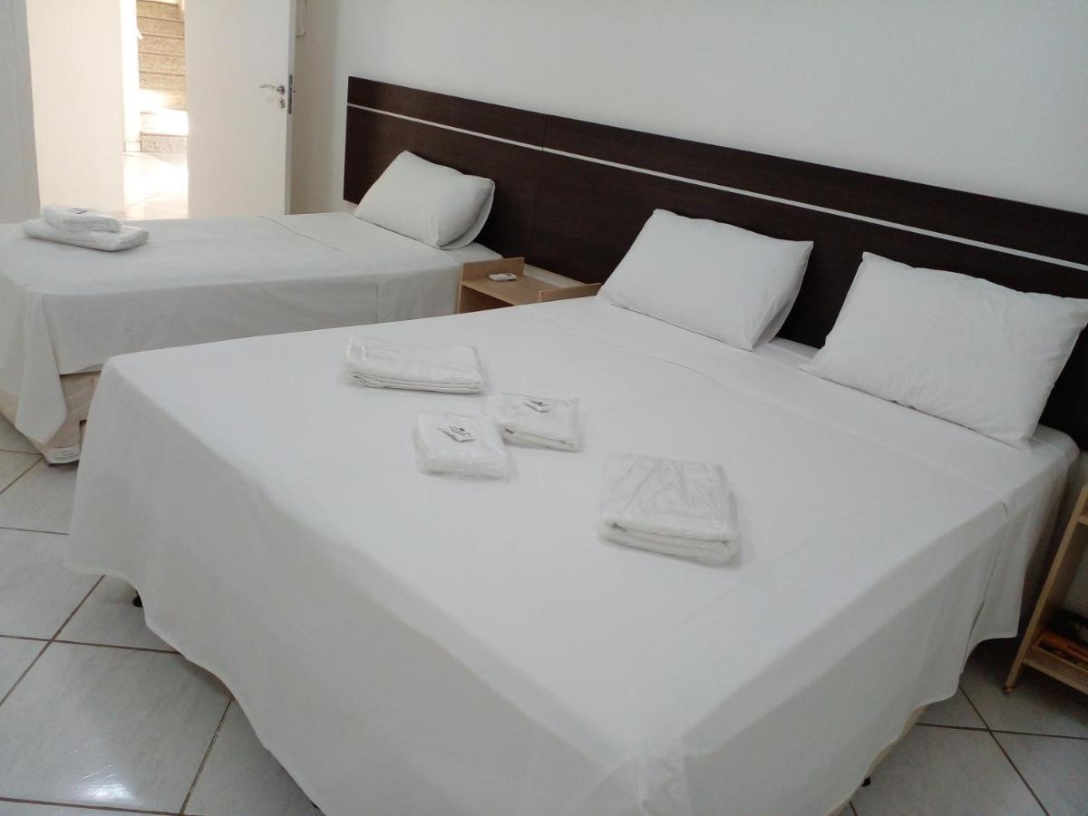 Hotel Minas Brasil Монтіс-Кларус Екстер'єр фото